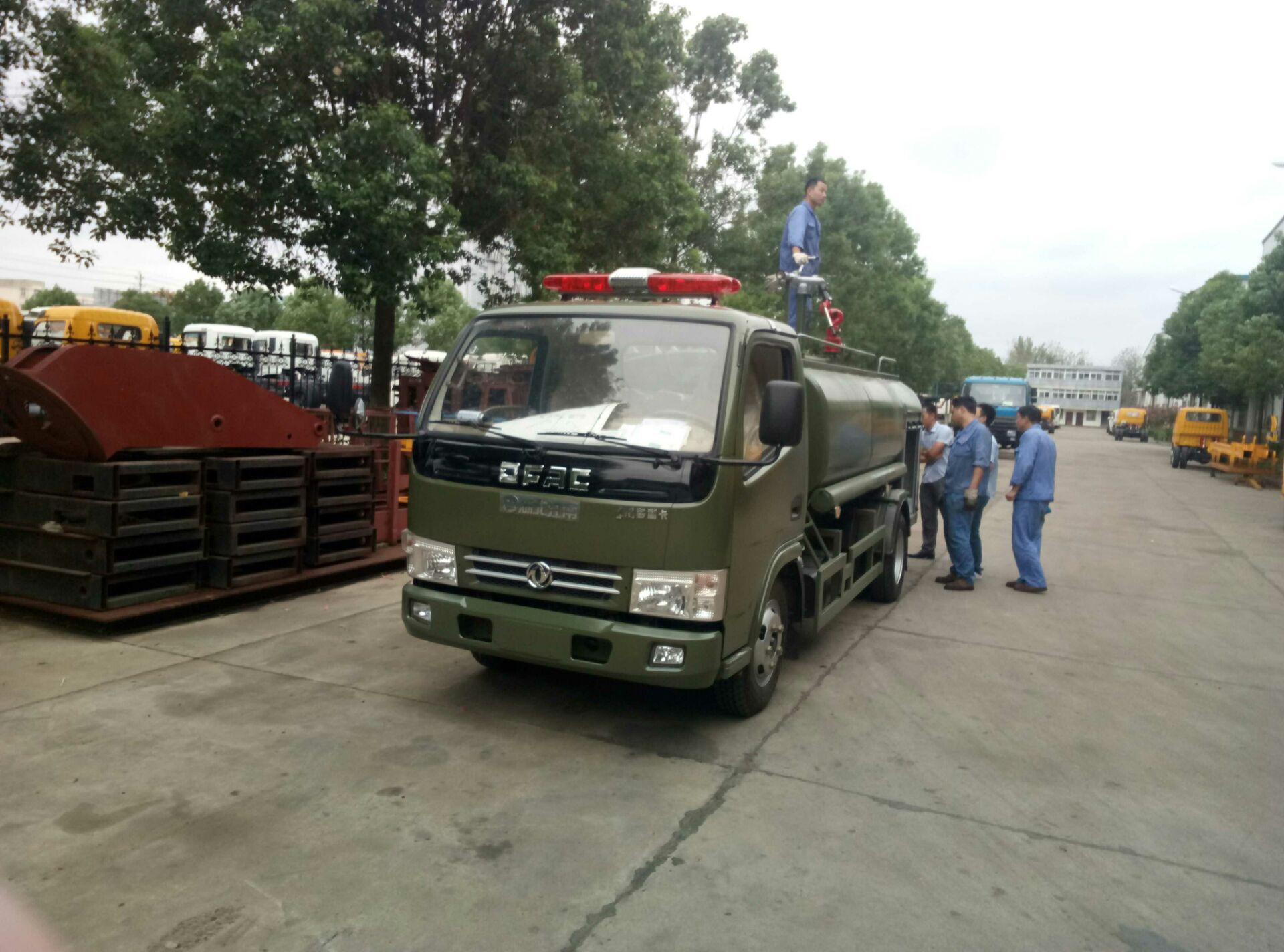 東風消防車