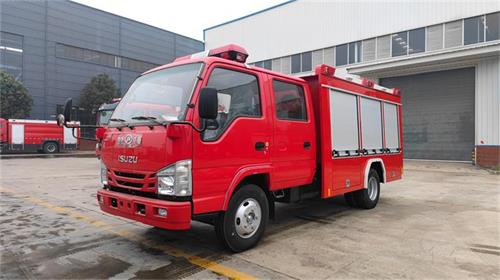 五十鈴雙排裝備車01.jpg